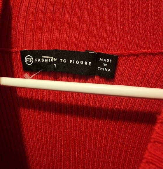 🍂🍁Nwot Ftf cut out sweater size 1x - Picture 3 of 5